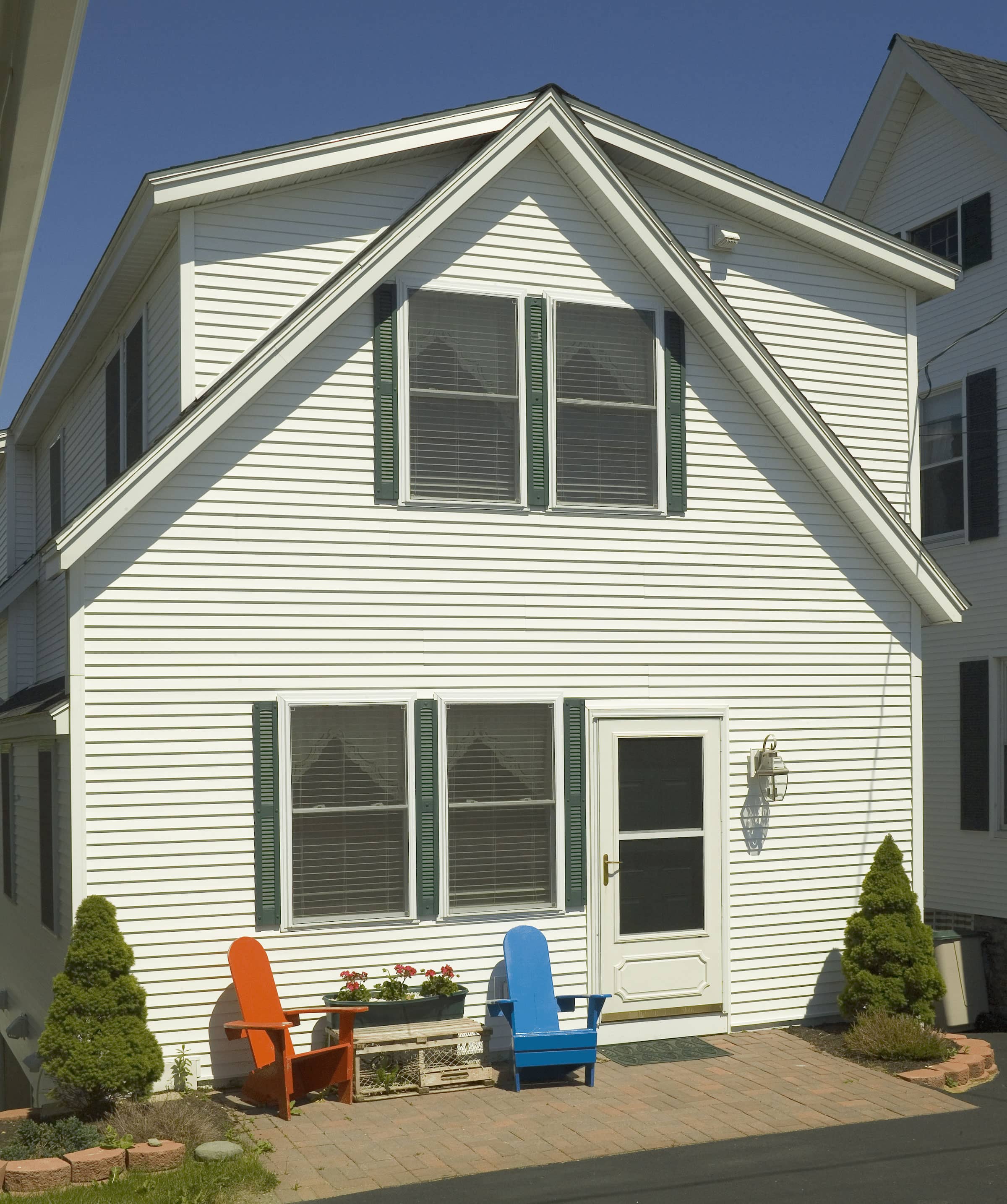 CARRIAGE HOUSE — photo 2