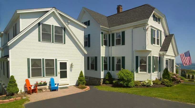 CARRIAGE HOUSE — photo 1