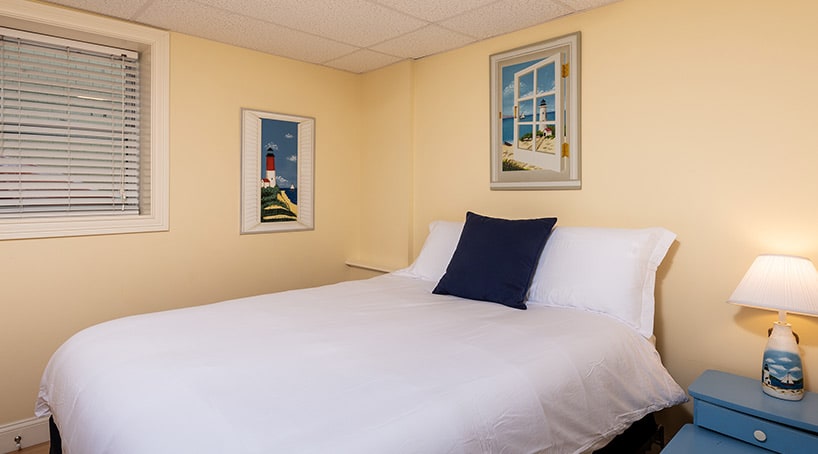 York Maine Carriage House Cottages Bedroom